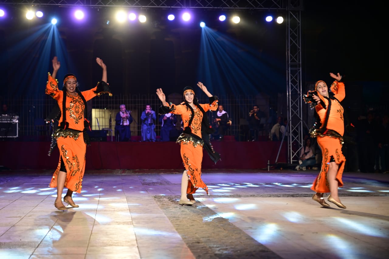 في يومه الثاني.. مهرجان التحطيب بالأقصر يشهد إقبالا كبيرا من أبناء الجنوب والسائحين 